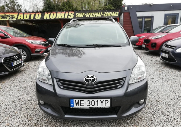 Toyota Verso cena 35900 przebieg: 187000, rok produkcji 2012 z Piastów małe 277